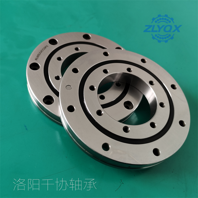 精密RU85交叉滾子軸承如何過渡配合？優勢有哪些？